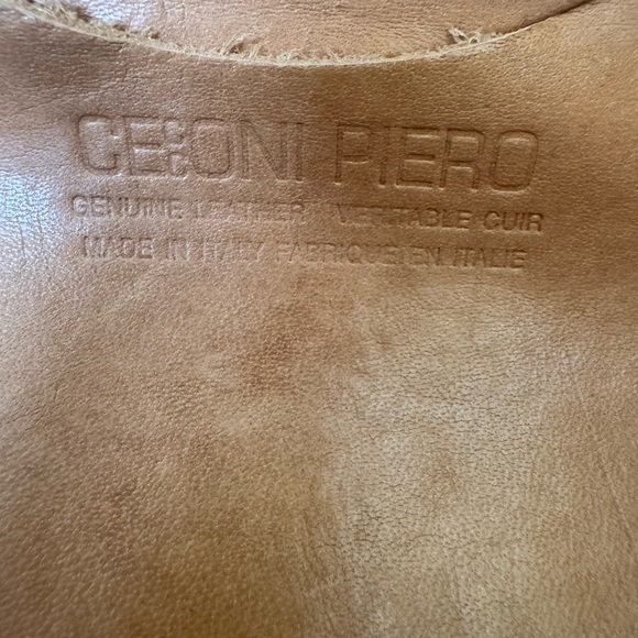 Unique, antique design Italy leather handbag - Picture 4 of 4